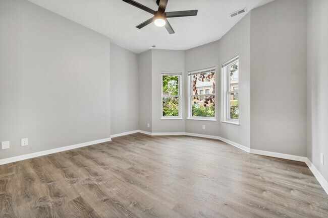 Foto del edificio - 2525 N Orchard St