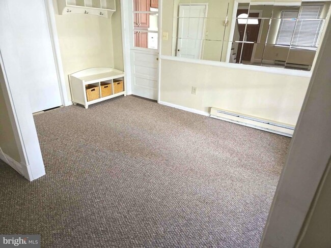 Building Photo - 6049 Parkers Creek Dr