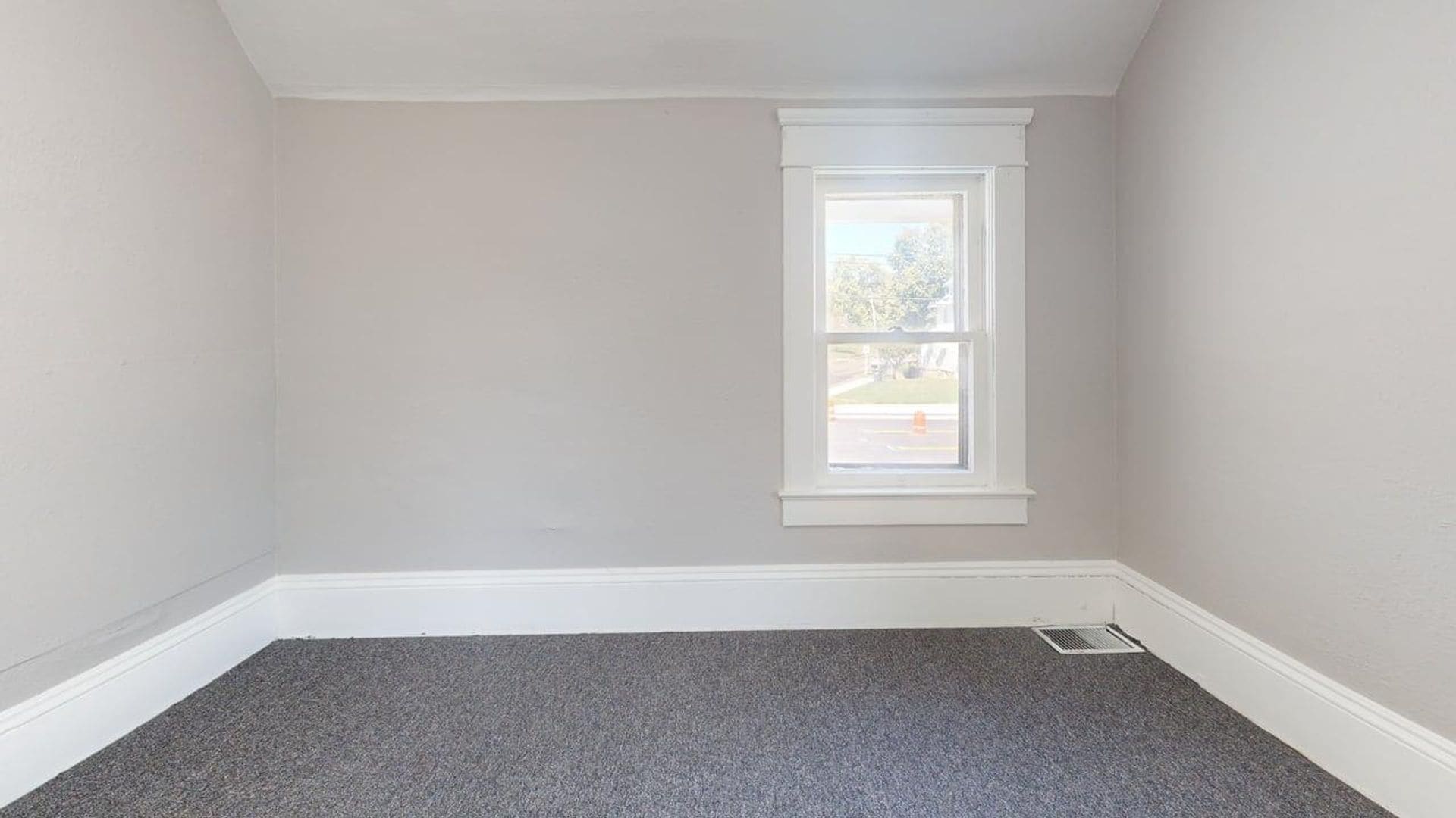 1072 Wooster Rd W Barberton, OH 44203 – photo 4