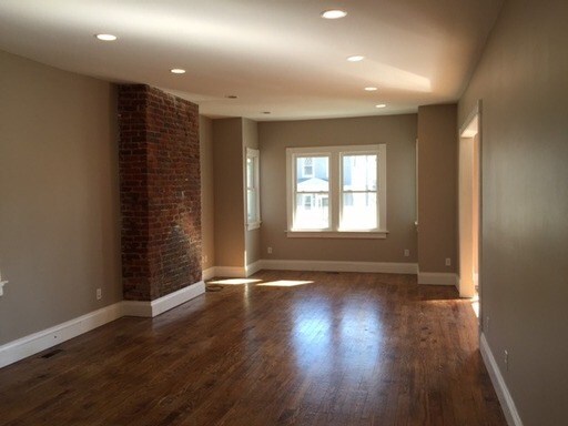 Building Photo - 2402 Lamb Ave