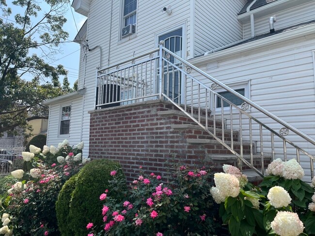 Entrance - 10819 95th Ave