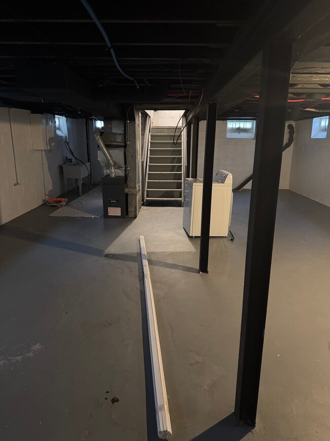 Building Photo - 19691 Rogge St