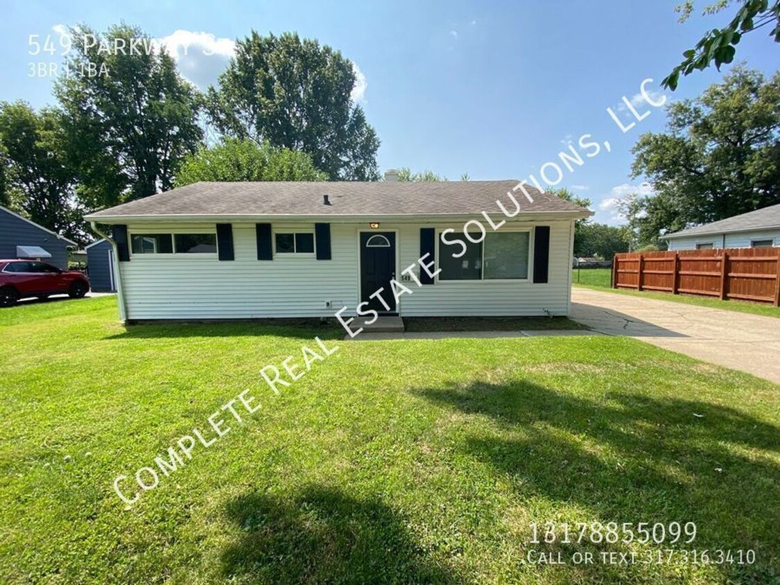 Primary Photo - 549 Parkway St