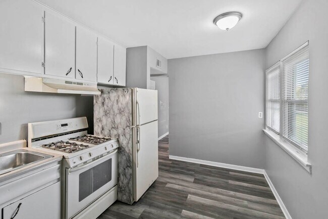 Foto del edificio - 991 Tollview Ave