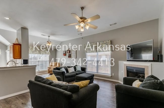 Photo - 3105 SW Waterleaf Ave House