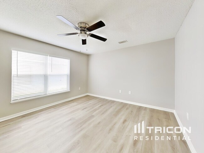 Foto del edificio - 1083 Ronlin St