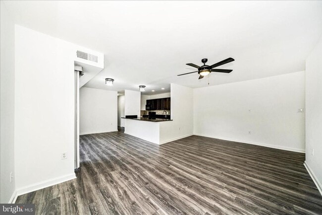 Foto del edificio - 12202 Braxfield Ct