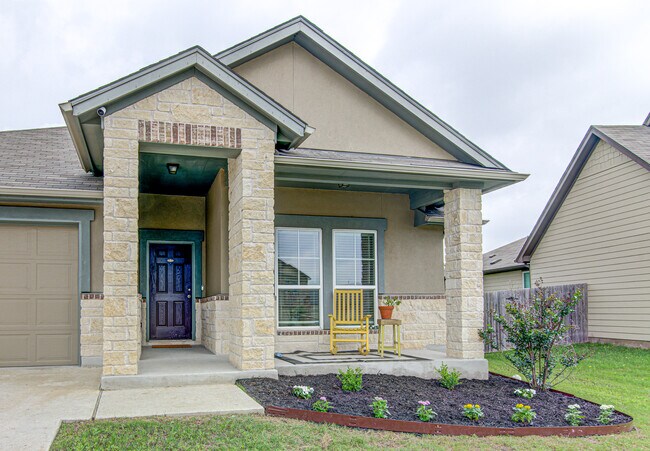 Building Photo - 296 Silver Springs Bnd