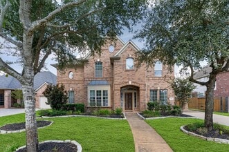 Building Photo - 1615 Noble Pointe Dr
