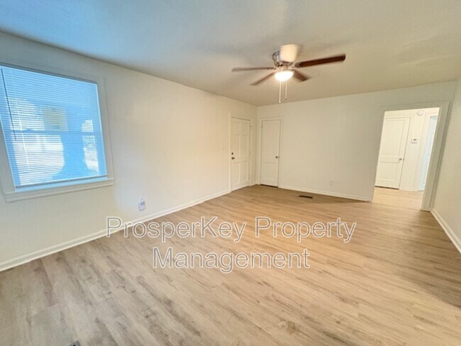 Foto del edificio - 3640 Walton St