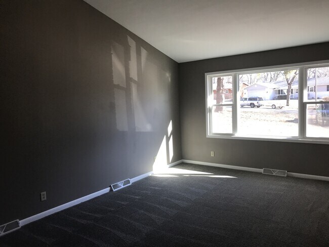 Foto del edificio - Executive Townhouse Located in Rock Island