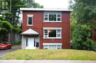 Building Photo - 2-42 LAVERGNE ST St