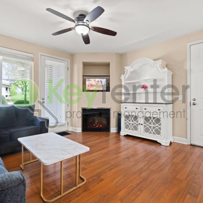 Foto del edificio - 1501 Secret Ravine Pkwy