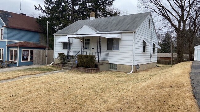 Building Photo - 1244 Highland Ave.