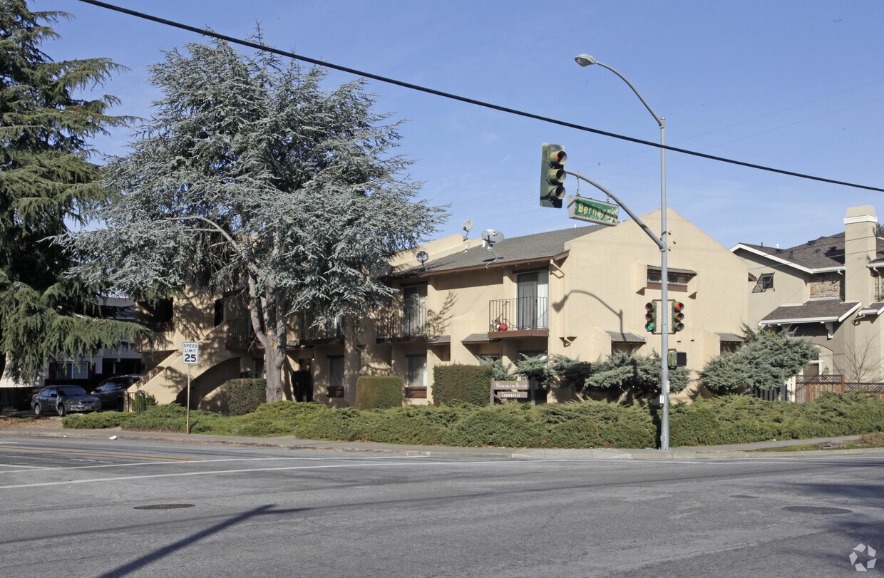 Primary Photo - 1209 Washington Ave