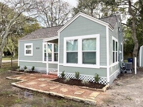 Building Photo - 624 E Magnolia St