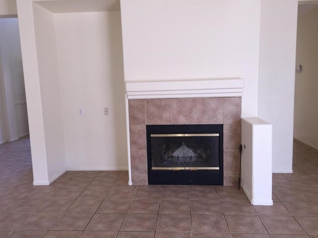 Building Photo - 8954 Grindella Ct