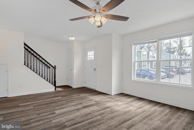 Building Photo - 209 Quincy Dr