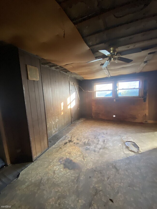 Foto del edificio - 4 br, 1 bath House - 5703 Lee Highway