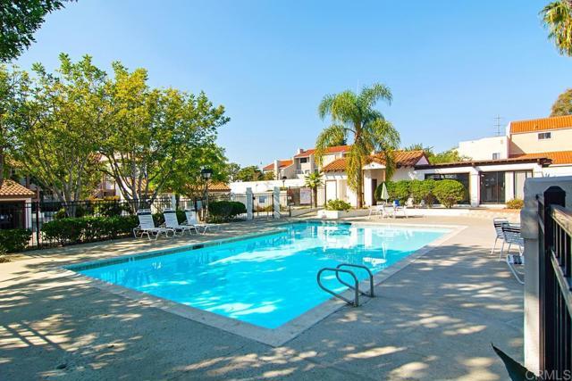 Foto del edificio - 6933 Sandpiper Pl