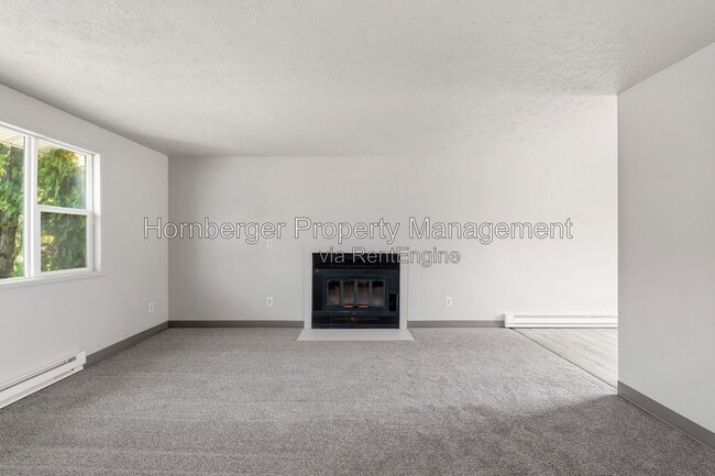 Building Photo - 1721 N Glenn Rd