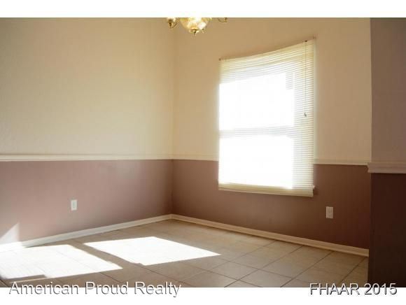 Building Photo - 301 Appaloosa Dr