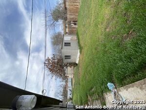 Foto del edificio - 507 Gilbert Ln