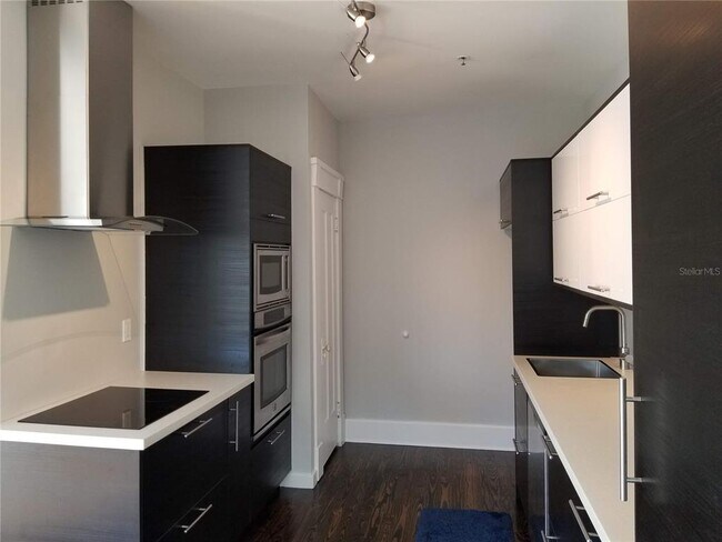 Foto del edificio - 835 7th Ave S