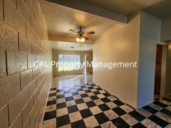 Foto del edificio - 1426 Amador Cir