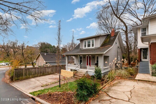 Foto del edificio - 248 Kennedy Ave