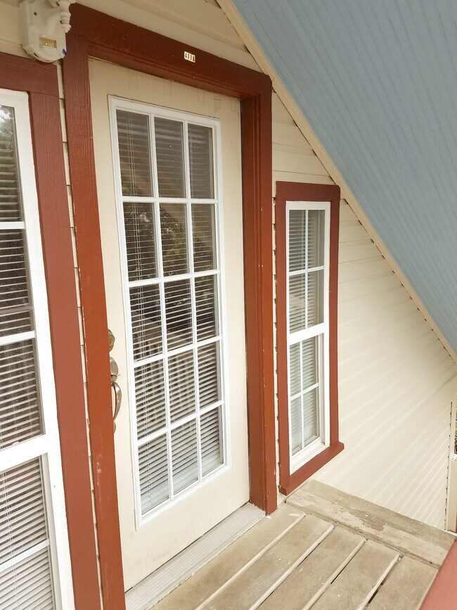 Foto del edificio - 411 W South St