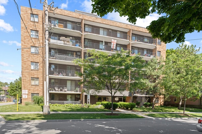 Photo du bâtiment - Glenwood Apartments