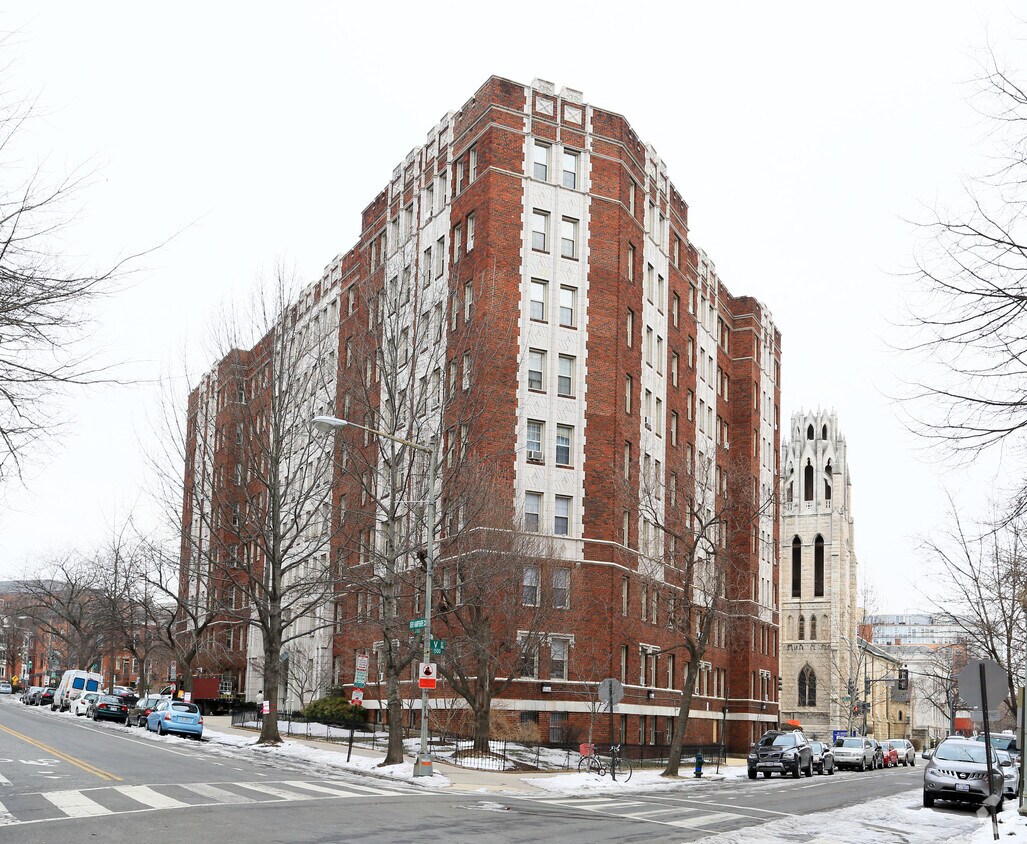 Wakefield Hall Apartments Washington, DC