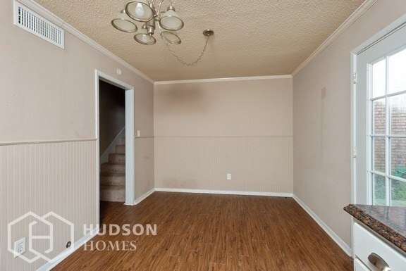 Foto del edificio - NOW AVAILABLE! - 69 Chervil Common St, Lak...
