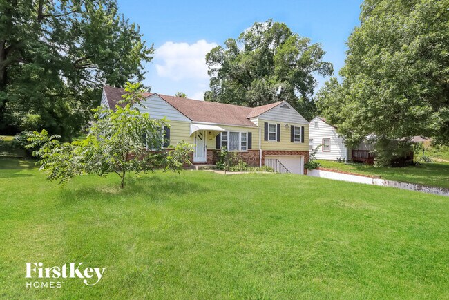 Building Photo - 8405 E 47th St