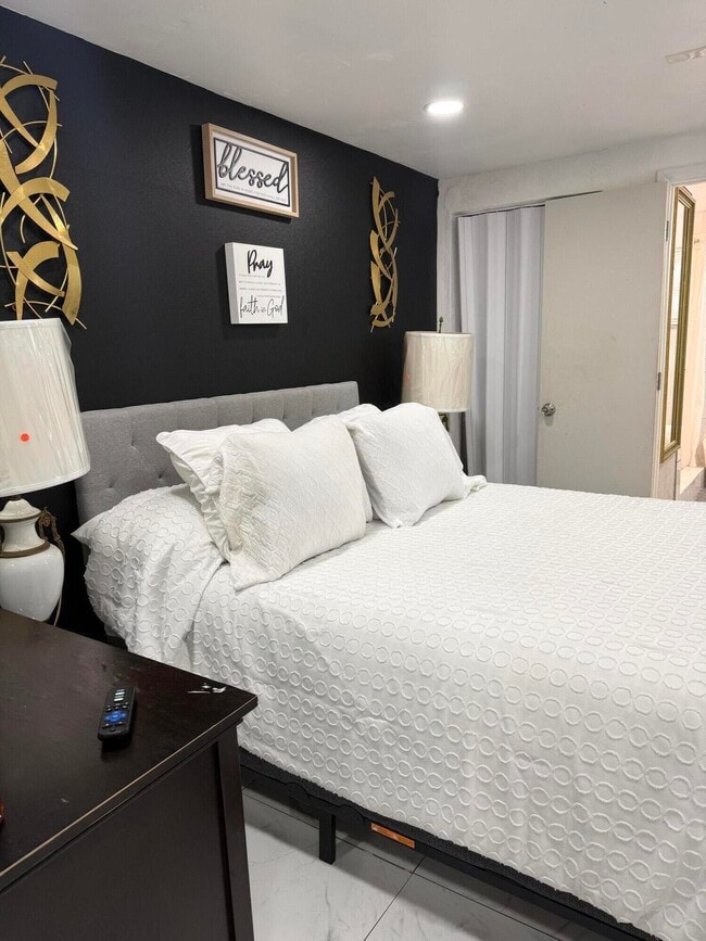 Foto del edificio - 3621 NW 3rd St