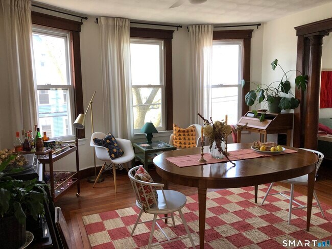 Foto del edificio - 52 Canner St