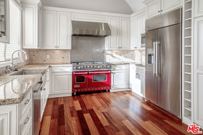 Foto del edificio - 318 26th St