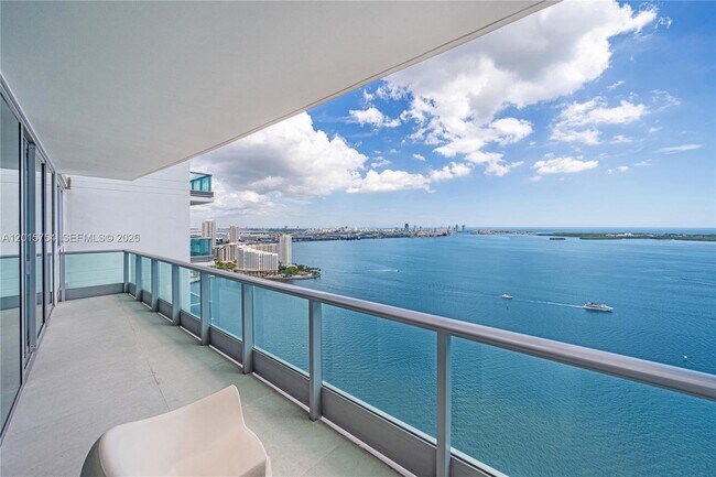 Building Photo - 1331 Brickell Bay Dr