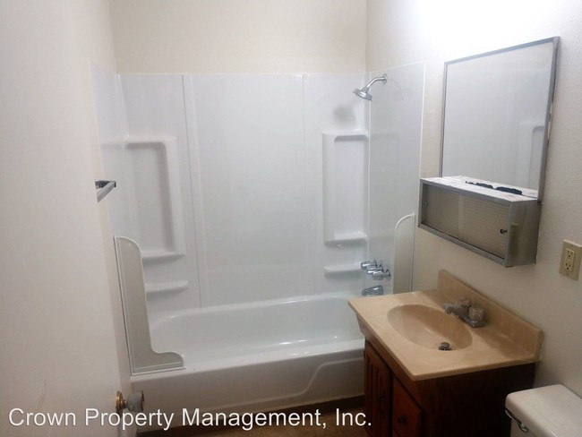 Foto del edificio - 1720-1738-1738 Broadway St NE