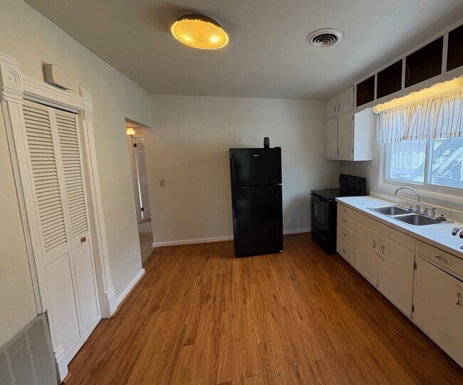 Foto del edificio - 1018 Pearl St