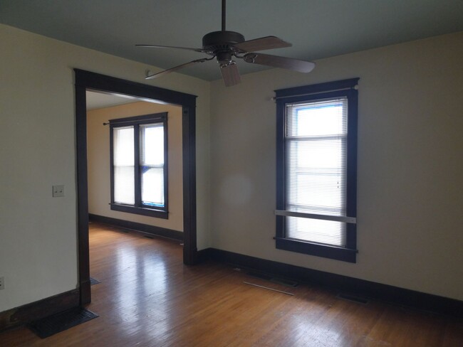 Foto del edificio - 3 Bedroom House Downtown & Walking Distanc...