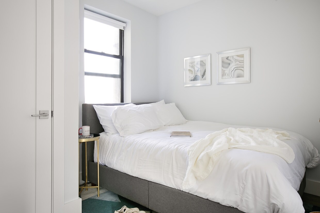 Building Photo - 111 Mott St