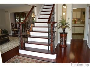 Building Photo - 2205 Hickory Leaf Dr