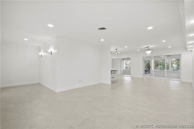 Foto del edificio - 1230 NW Fork Rd