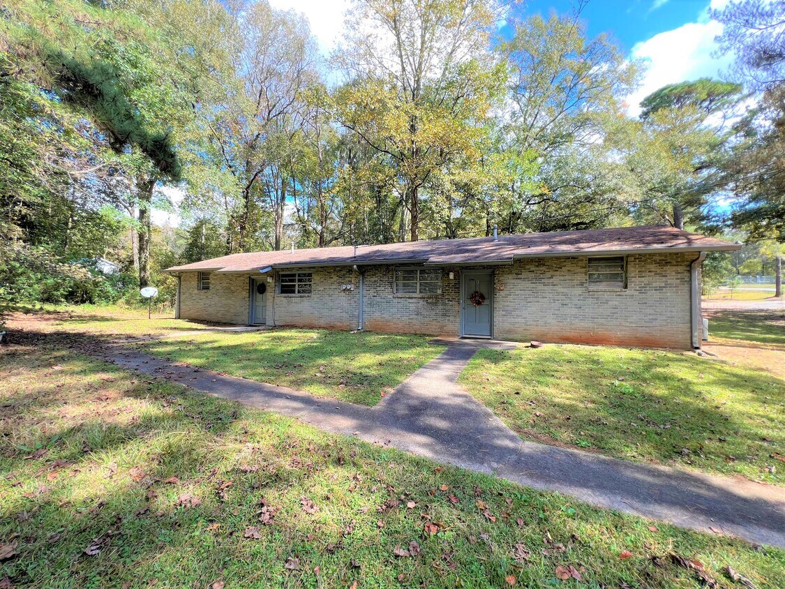 170 Alexander St, Hiram, GA 30141 Townhome Rentals in Hiram GA