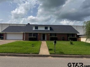 Building Photo - 1311 Larkspur Ln