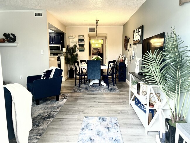 Building Photo - 2600 S Kanner Hwy
