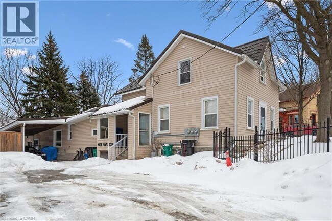 Building Photo - 26 Bergey St