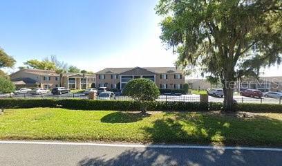 Building Photo - 165 N Pearl Lake Causeway